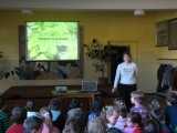 Katka prednáša deťom zo ZŠ v Strede nad Bodrogom